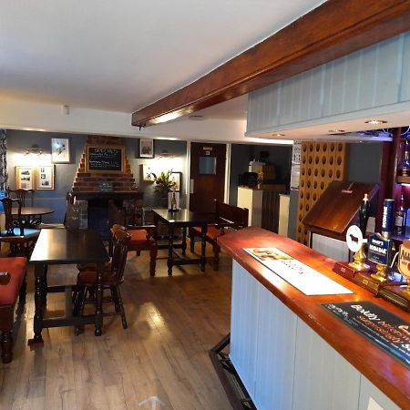 The Bull Inn 伯恩 外观 照片